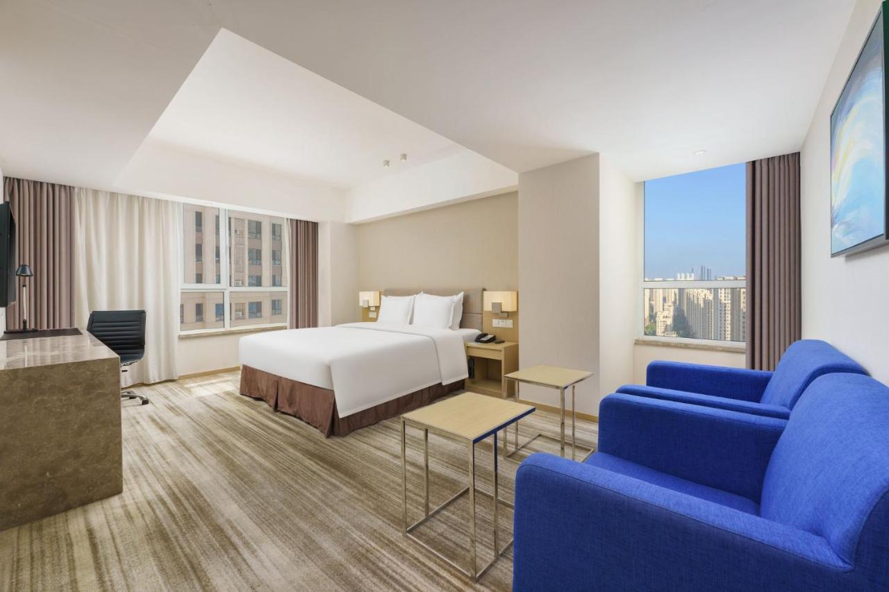 Holiday Inn Express Shenyang Tawan, An Ihg Hotel Экстерьер фото