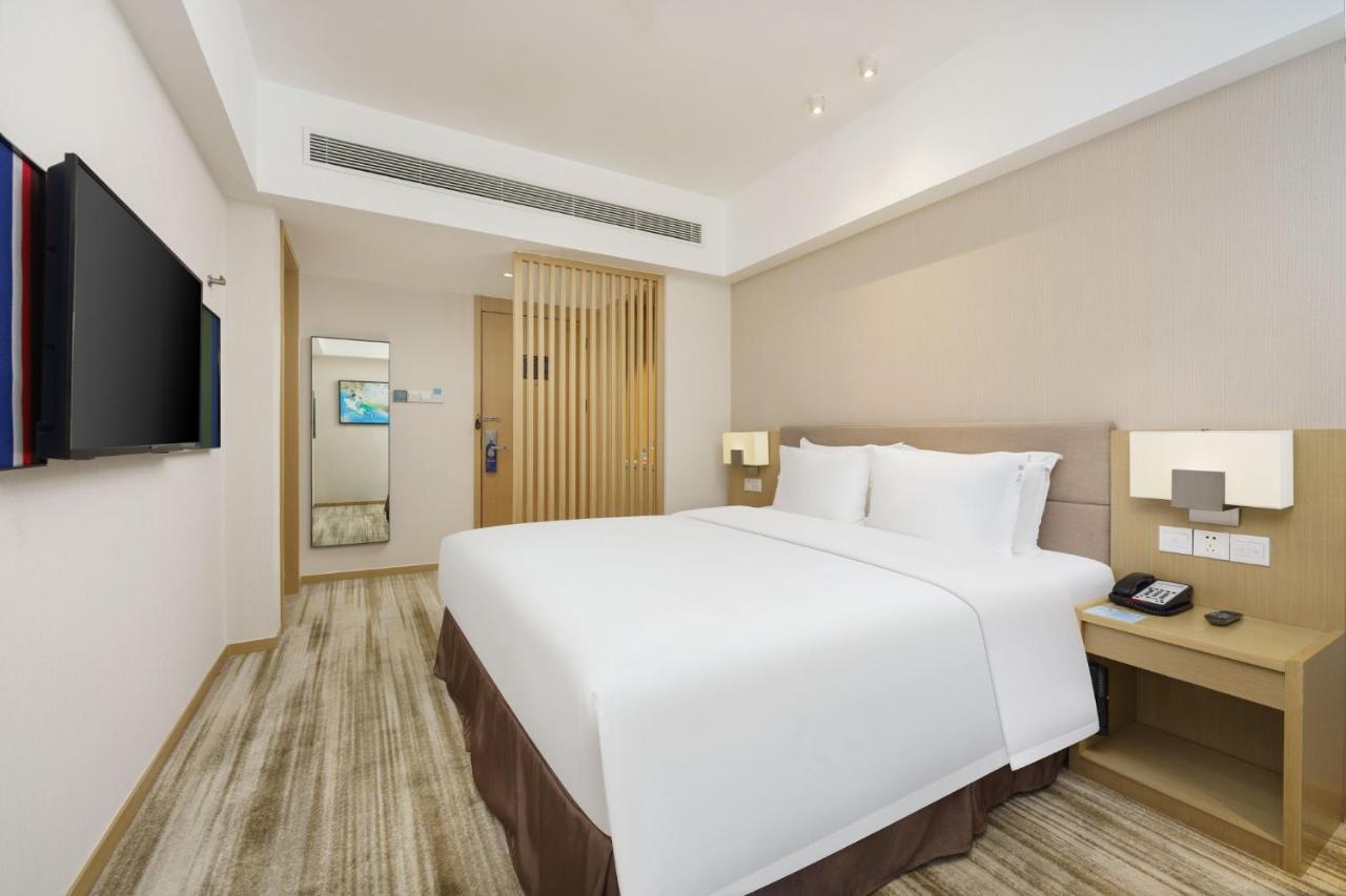 Holiday Inn Express Shenyang Tawan, An Ihg Hotel Экстерьер фото